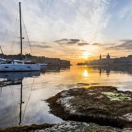 Cozy 1br In Gzira, Steps From Sliema By 360 Estates Gzira