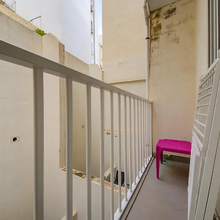 Cozy 1br In Gzira, Steps From Sliema By 360 Estates Διαμέρισμα
